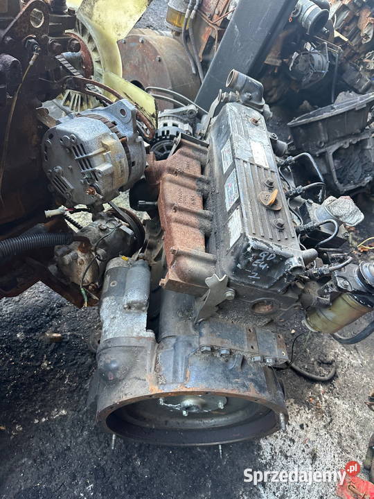 wózek widłowy silnik 4cylindrowy YANMAR 4TNE98 Hyster Działoszyn