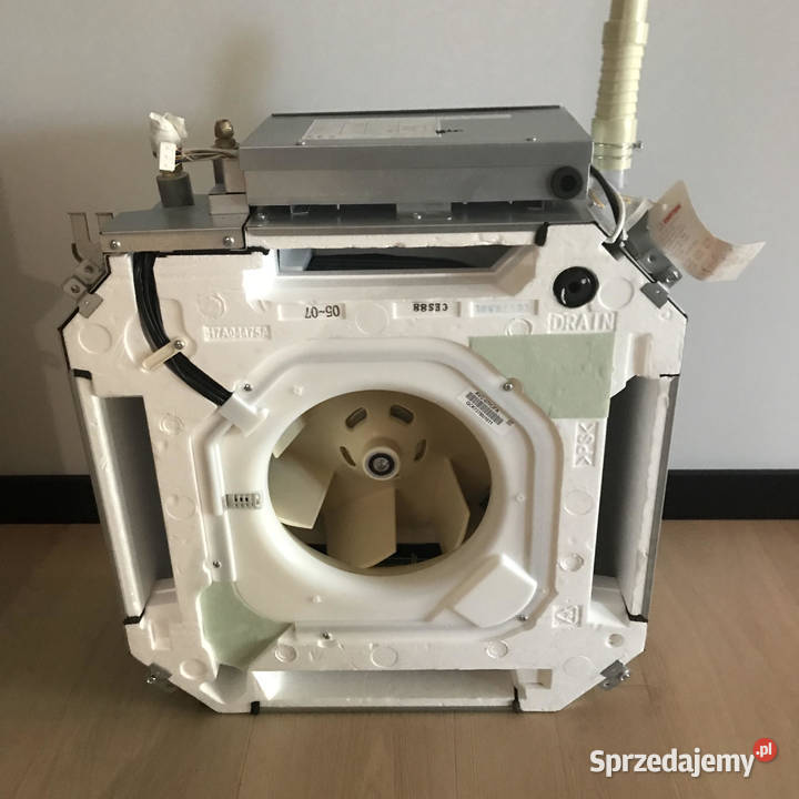 nowa kostka do klimatyzację HISENSE