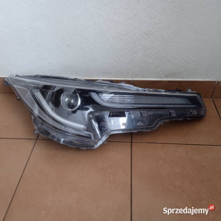 Toyota Corolla E21 LIFT FULL LED reflektor prawy Lampy przednie dolnośląskie Wrocław