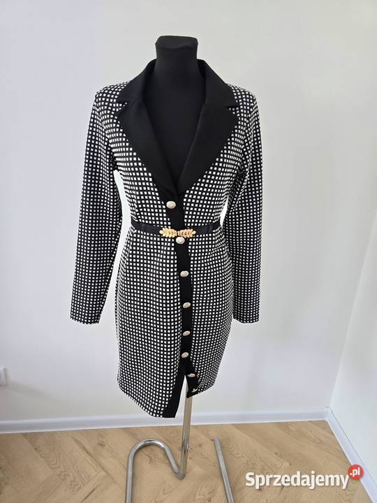 Sukienka biznesowa ozdobne Guziki Rybnik