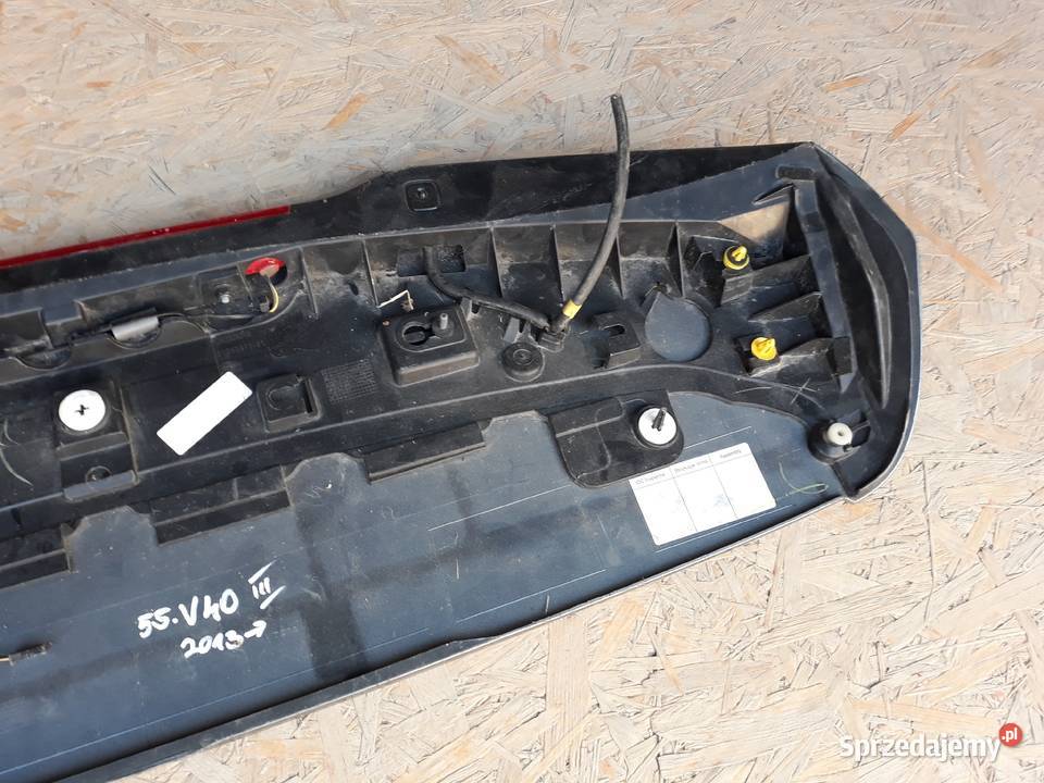 VOLVO V40 II SPOILER LOTKA KLAPY BAGAŻNIKA TYŁ Zatom Stary