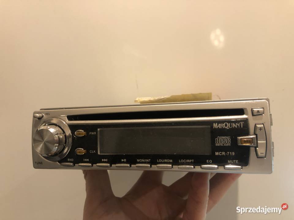 Różne radia samochodowe sprawne sprzedam