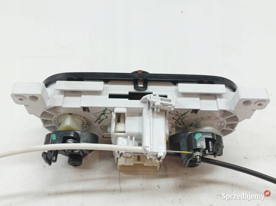 PANEL NAWIEWU A42303300 Dacia Sandero II świętokrzyskie