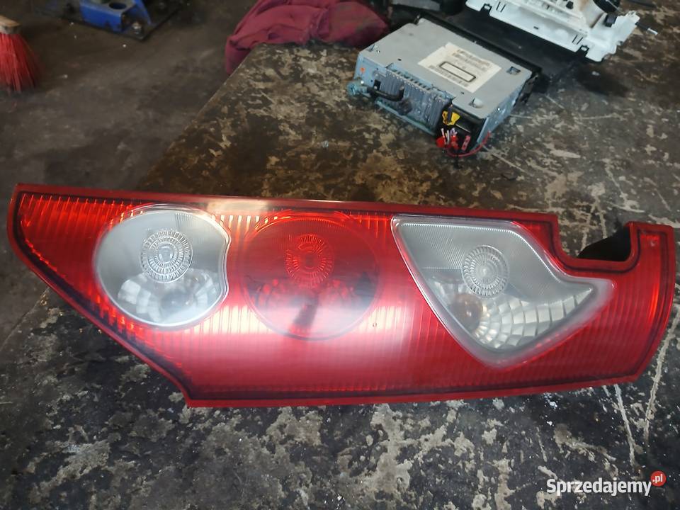 Lampa prawa tył tylna Renault Kangoo II Radłów