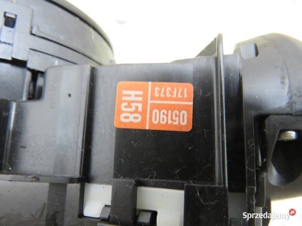 PRZEŁĄCZNIK ZESPOLONY TAŚMA AVENSIS T29