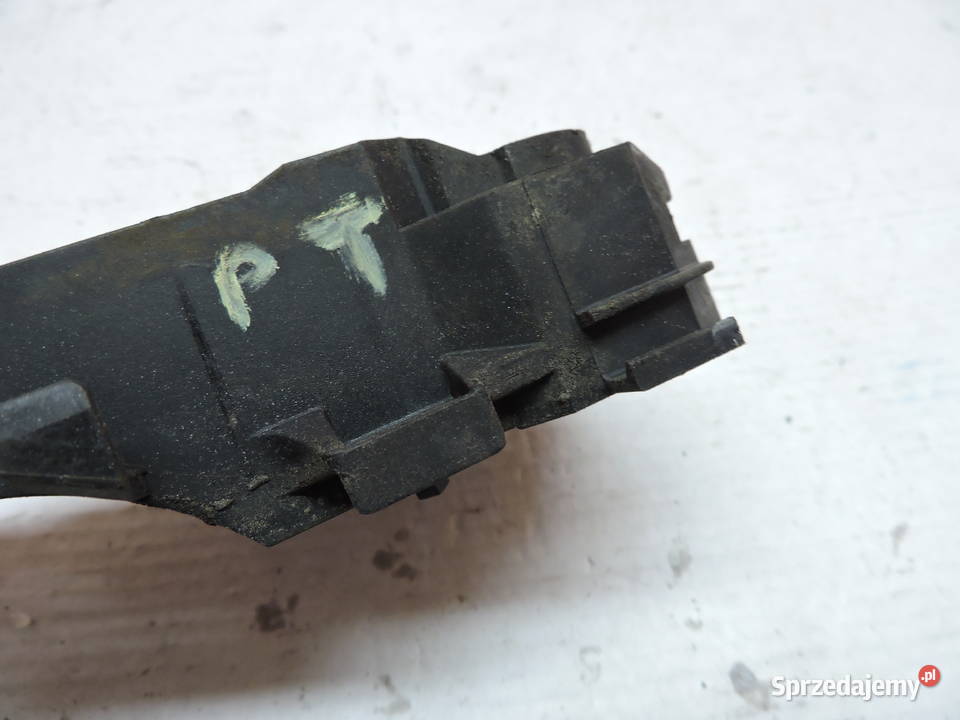 Podstawa klamki Prawy tył Renault megane II 19 sprzedam