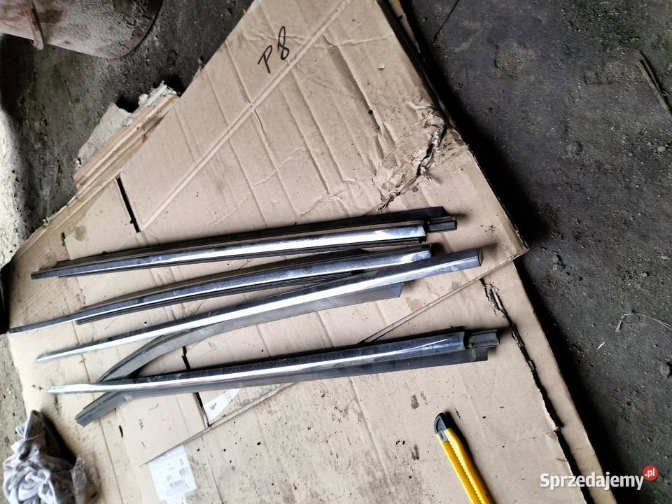 LISTWA BOCZNA SZYBY DRZWI FORD MONDEO MK3 listwy boczne Karoseria Kamień-Kolonia