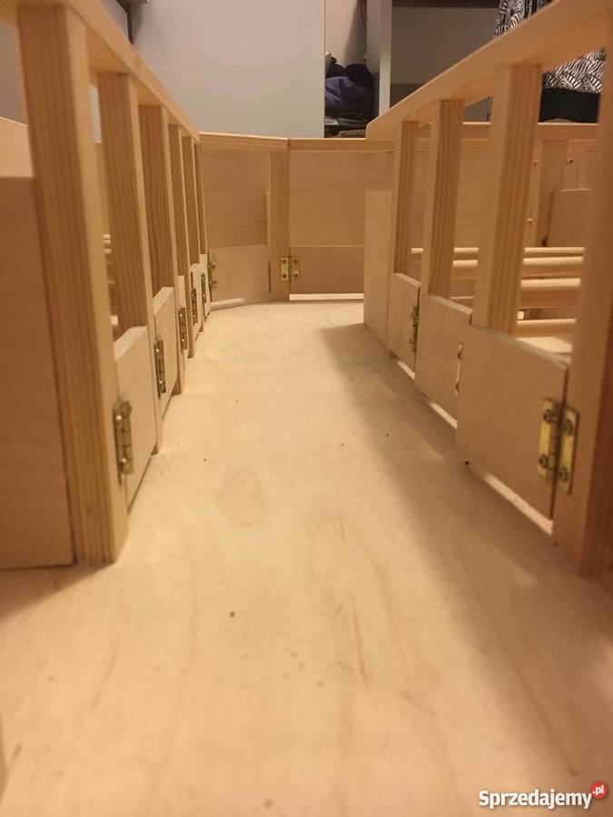 Stajnia drewniana ręcznie robiona koni Schleich Płock sprzedam