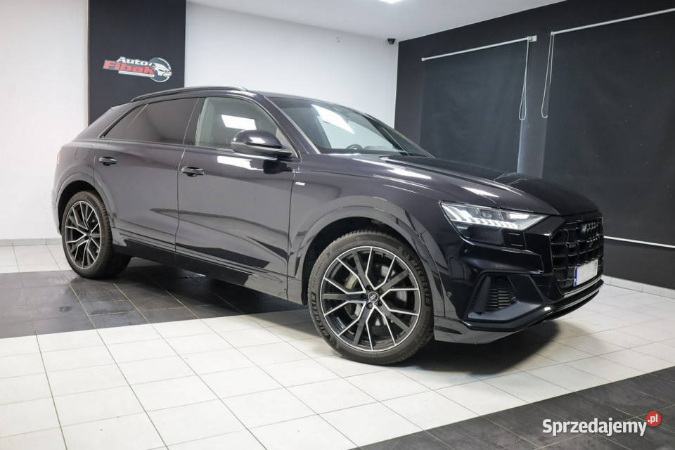 Audi Q8 50TDIQuattroSLineSalon asystent pasa ruchu Q8