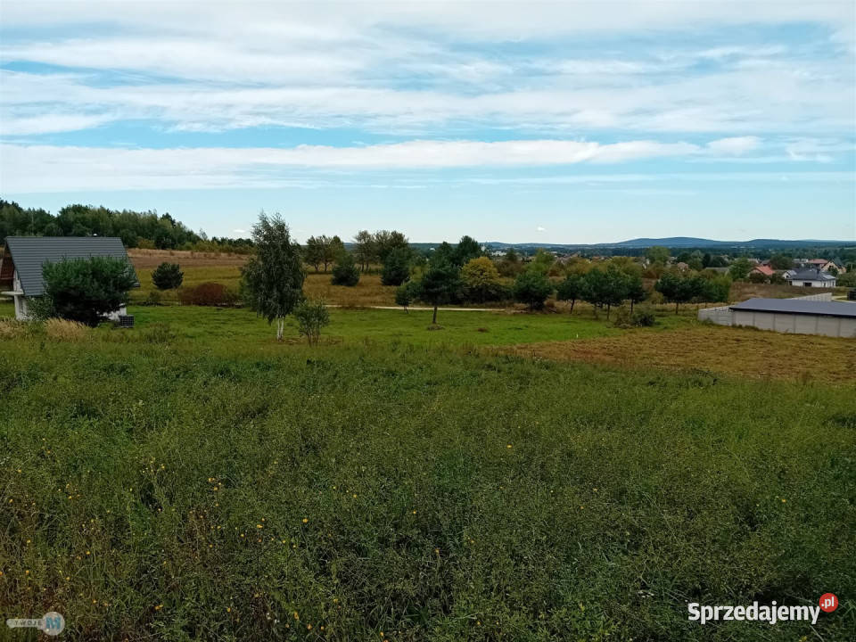 Grunt 800 metrów Morawica woda