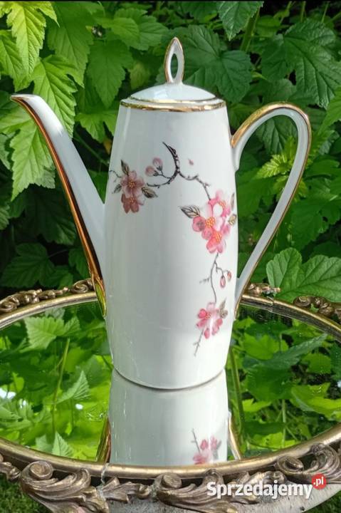 Dzban w kwiaty złocony z bawarskiej porcelany Pabianice