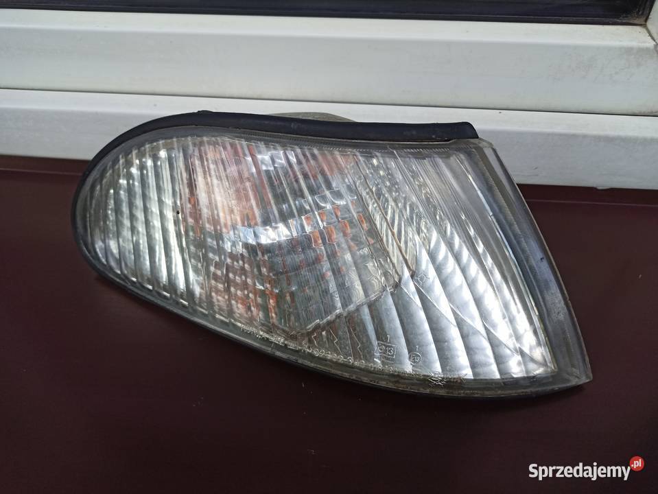Hyundai Sonata 2 II kierunkowskaz kierunek prawy Motoryzacja Sieradz