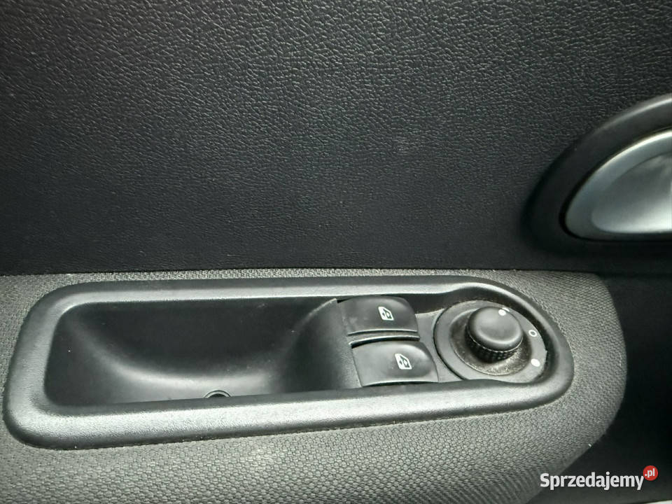 Renault Clio 11 102 2010r 149 klimatyzacja III Wojkowice