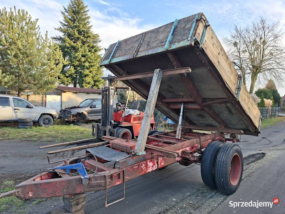 Przyczepa rolnicza wywrotka 3 stronny wywrot