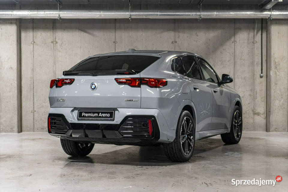 BMW iX2 iX2 eDrive20 z ratą 950 netto Rok produkcji 2026 Łódź