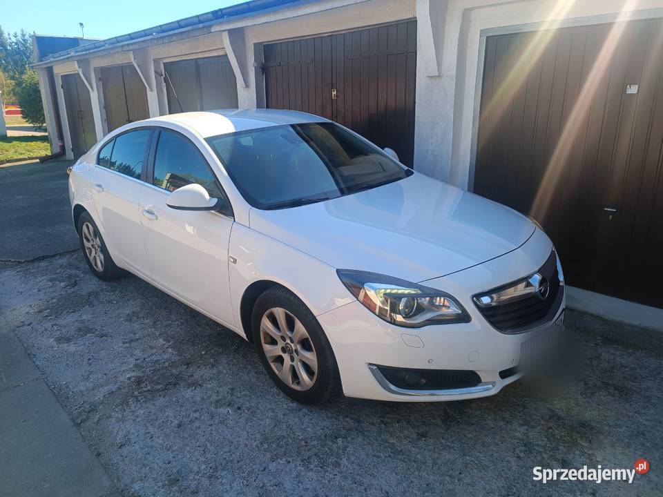 Opel Insignia 20 CDTI 170 2015 automatyczna Wałcz