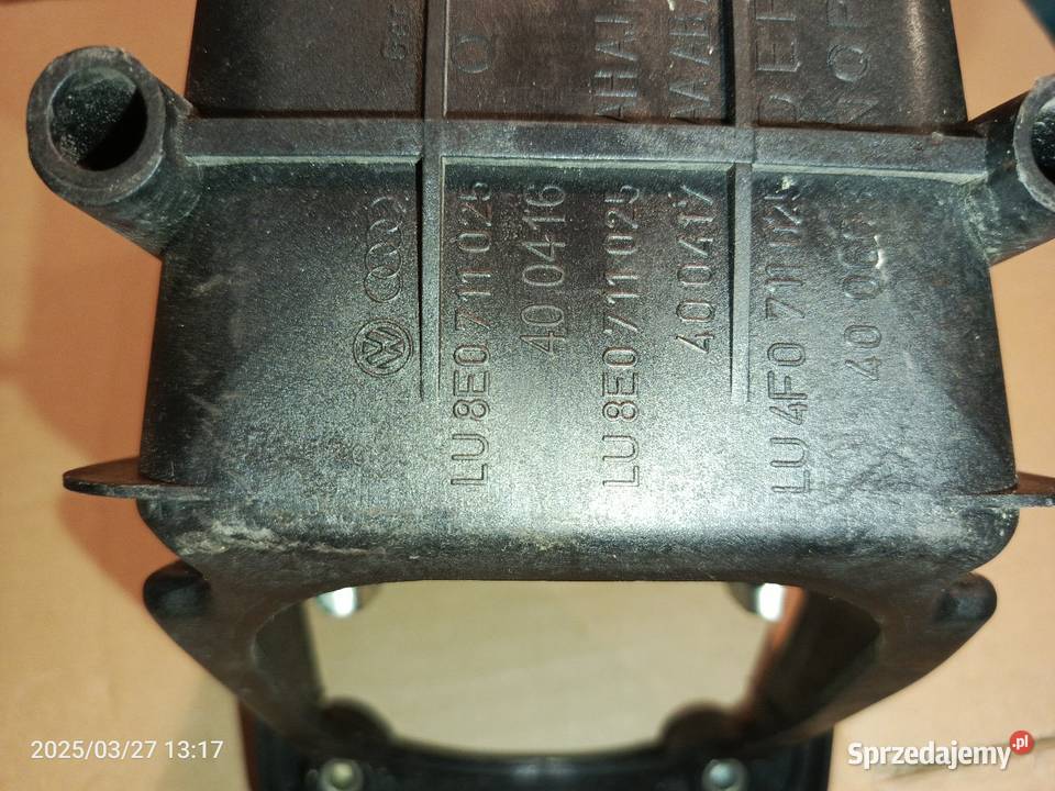 LEWAREK WYBIERAK AUDI A4 B 7 LU8E0711025 Podzespoły skrzyń biegów Katowice