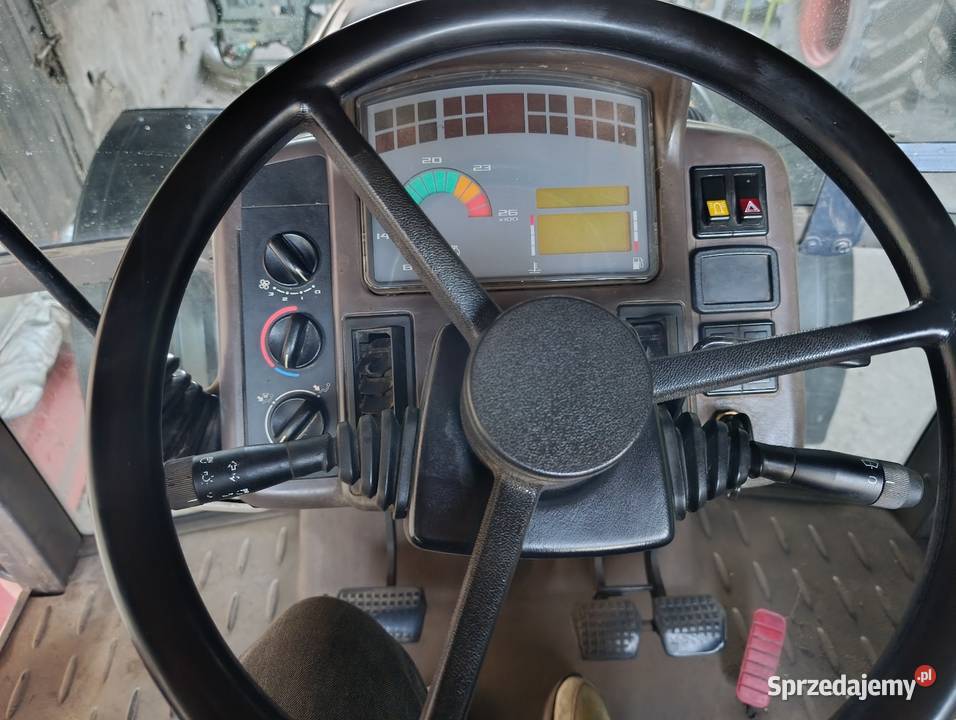 Renault Ares 610 RX Rewers mechaniczny Nieczuj