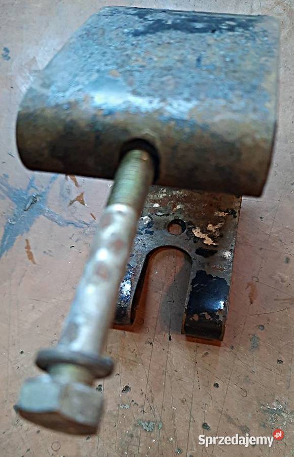 Obejma prądnicy Fiat 126 p Ostrów Wielkopolski sprzedam