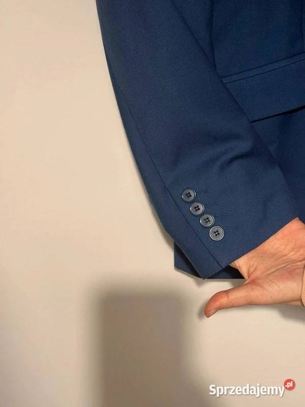 Sprzedam nowy tshirt Adidas w rozmiarze XS w