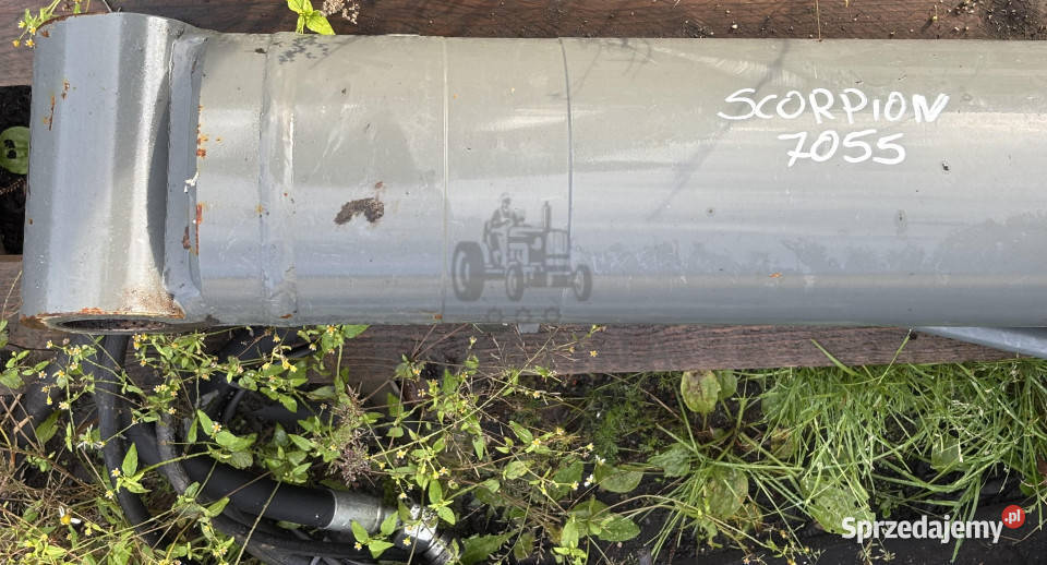 Claas Scorpion 7055 Siłownik Podnoszenia Jastrzębniki