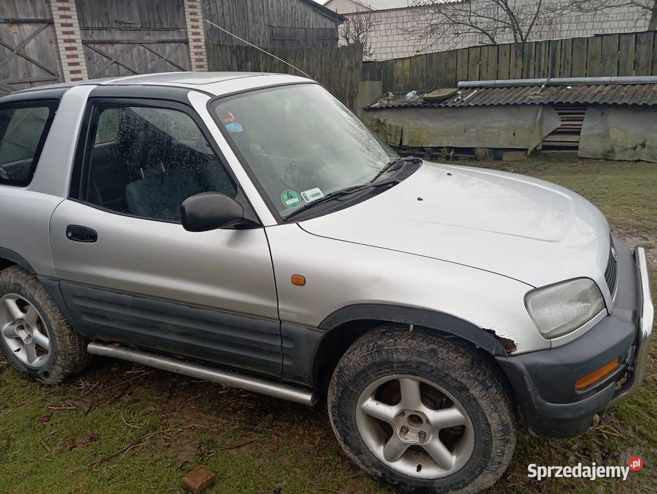 Sprzedam Toyotę RAV4 i 20 benzyna Uszkodzona