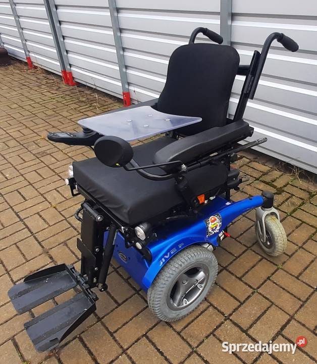 Wózek inwalidzki specjalistyczny wielofunkcyjny