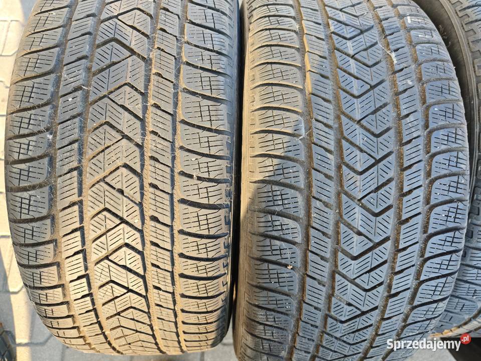 Opony zimowe 28545r20 Pirelli 4 Luboń