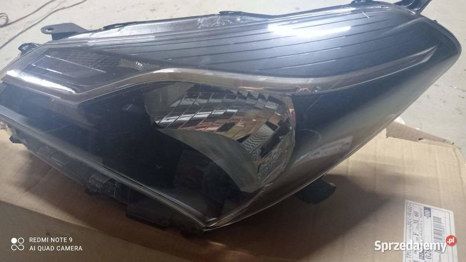 LAMPA TOYOTA YARIS III LIFT 17 LAMPA LEWY PRZÓD Oświetlenie sprzedam