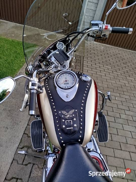 Yamaha XVS 1100 Drag Star Rok produkcji 2004