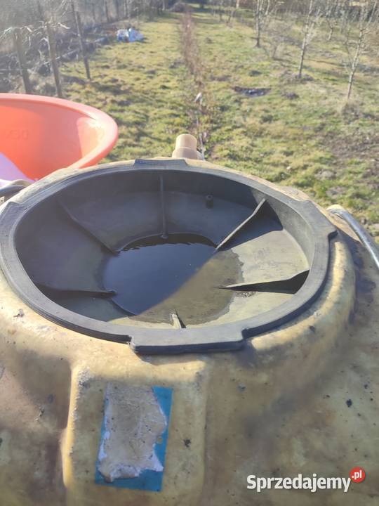 Opryskiwacz zawieszany Tuczępy