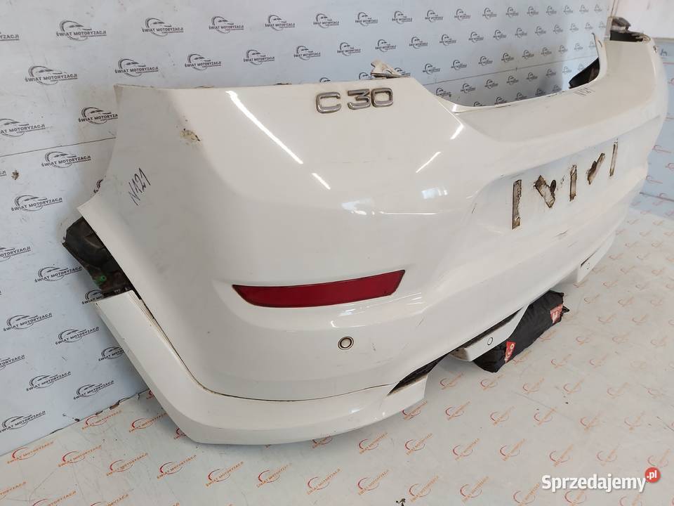 VOLVO C30 12r zderzak tył Kielce