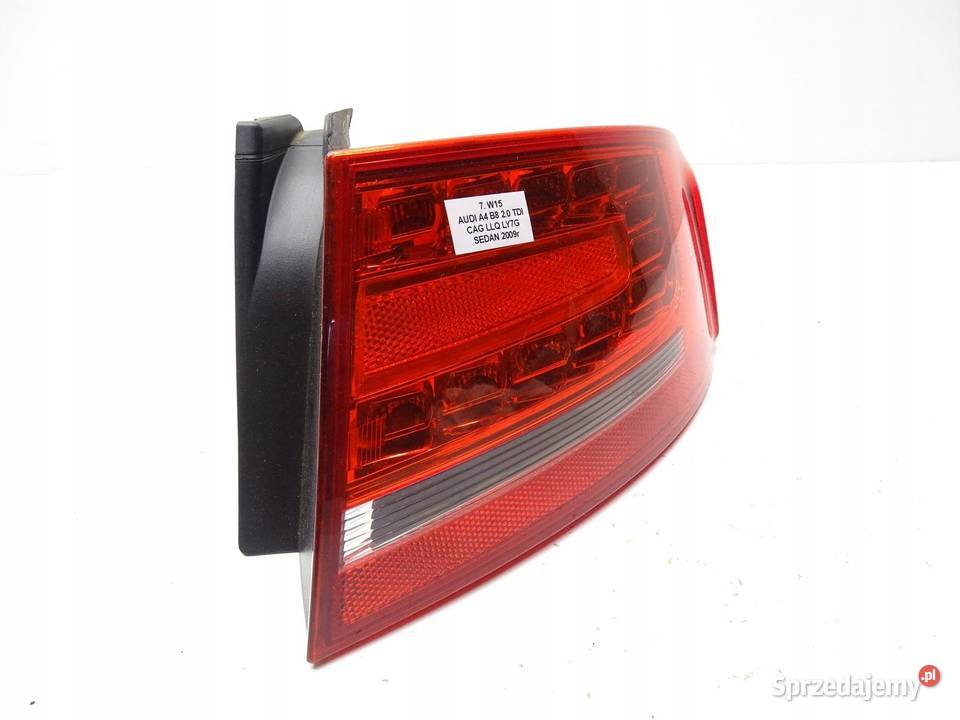 LAMPA PRAWY TYŁ PRAWA TYLNA W BŁOTNIK 8K5945096B osobowe