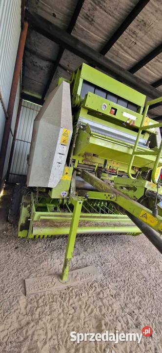 CLAAS VARIANT 280 Prasa rolująca Grębów