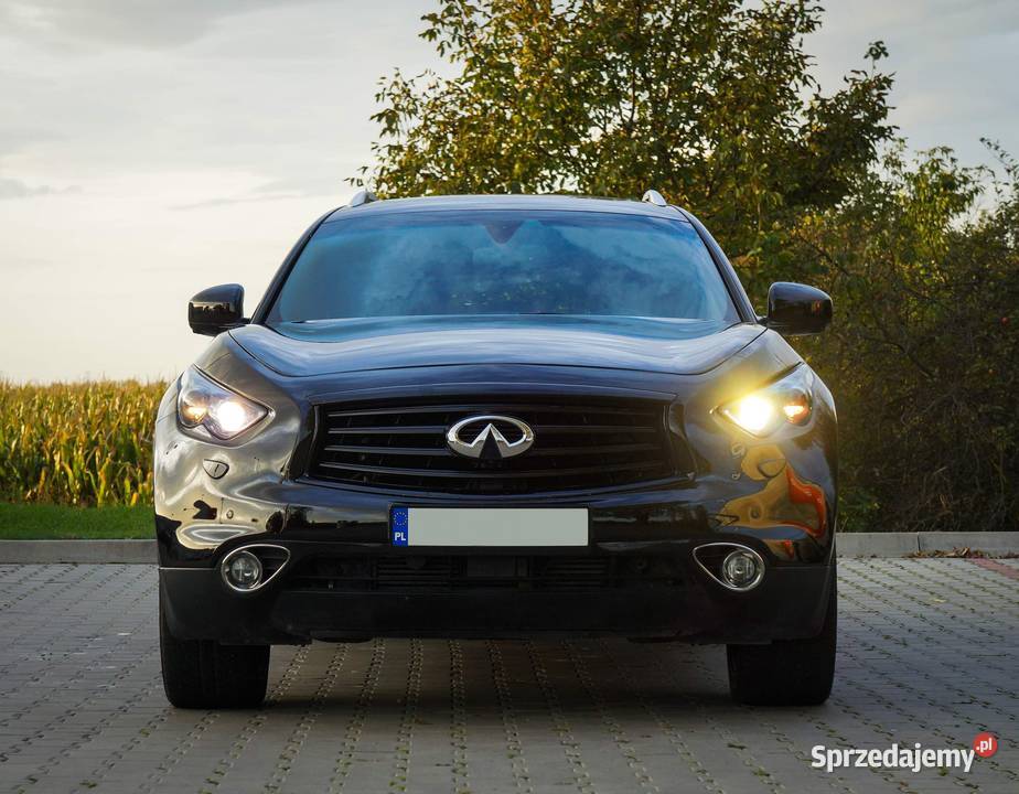 Piękne Infiniti QX 70 S relingi dachowe Polanica-Zdrój