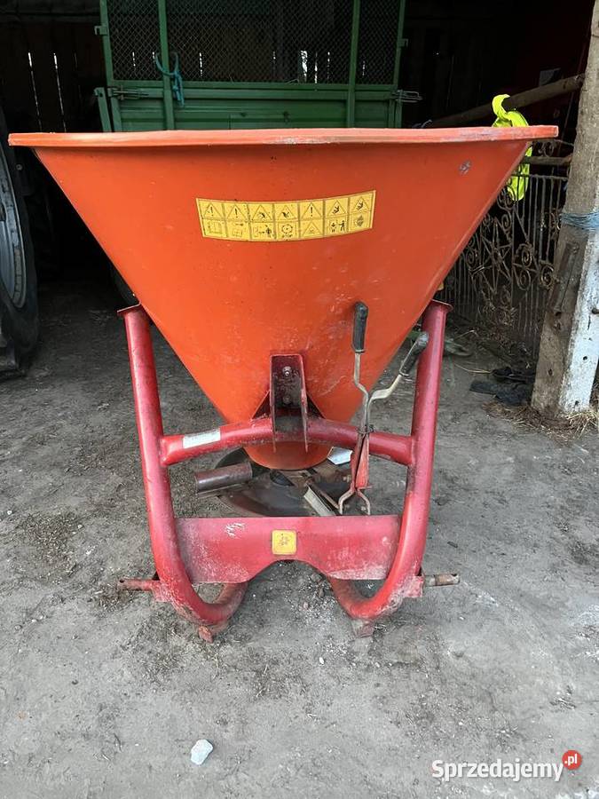 Sprzedam opryskiwacz i rozsiewacz nieuszkodzony Zawieszane Gorzyce sprzedam