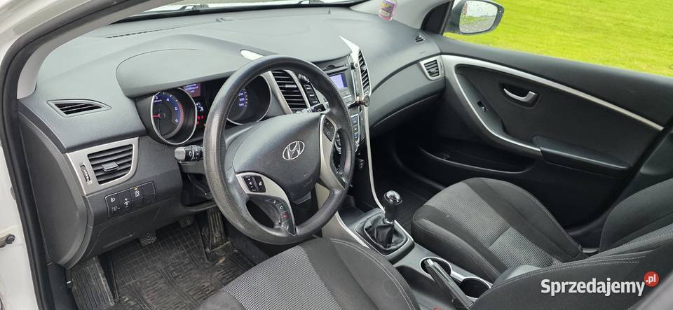 Hyundai i30 lift 16 110 salon Polska radio Wadowice