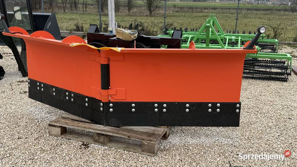Ciężki pług strzałkowy kujawsko-pomorskie Świecie sprzedam