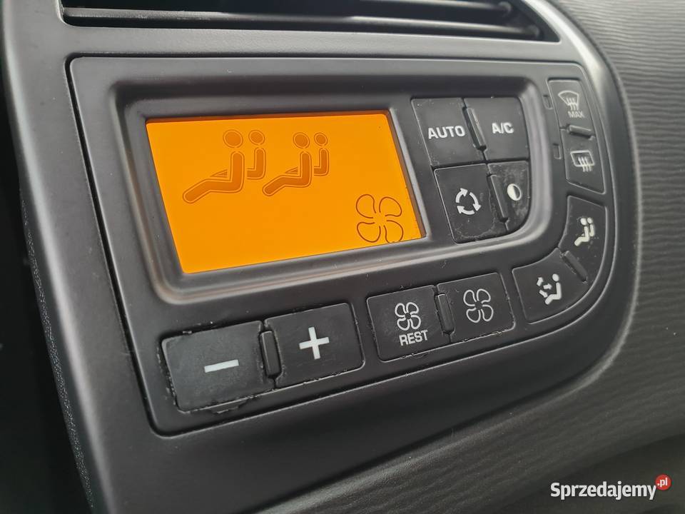 Citroen C4 20 Diesel 2009r 7osobowy Climatronic czujnik parkowania