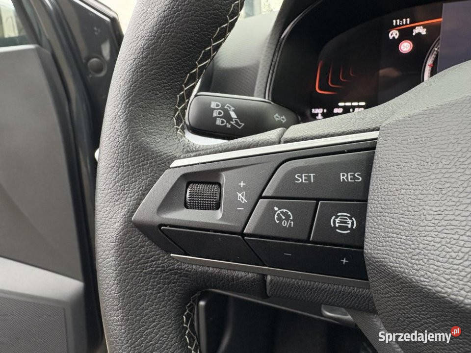 SEAT Arona 2024r Niski przebieg Bogata Wersja Warszawa