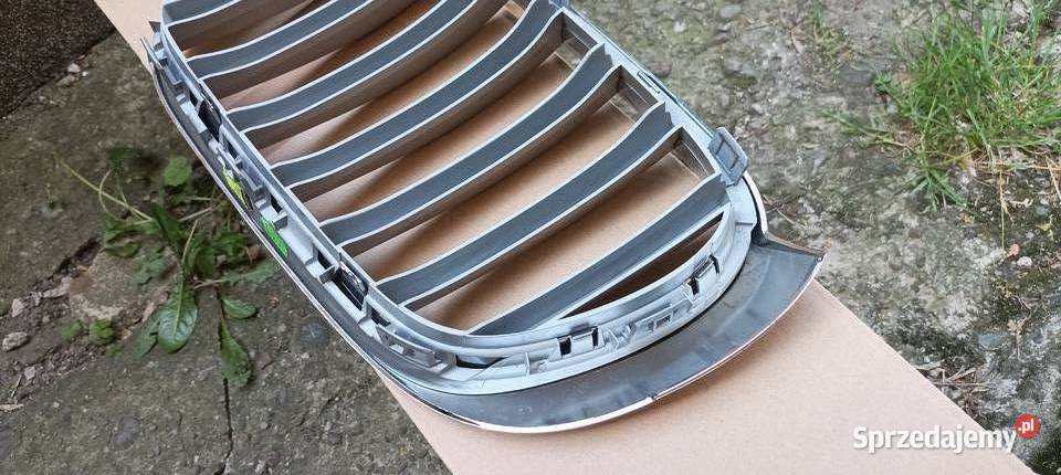 BMW X3 II FL 1417 prawa kratka zderzaki łódzkie Łódź