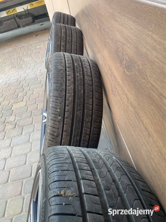 Sprzedam felgi 22 do volvo xc90 aluminiowe Koła i felgi Człuchów sprzedam