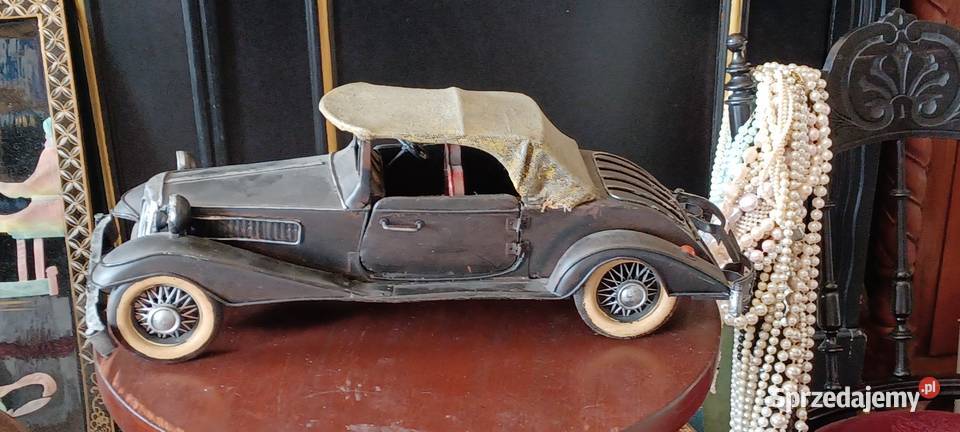 model samochodu kolekcjonerskiego 4617 Solido Mosina