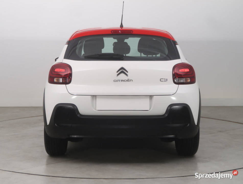 Citroen C3 12 PureTech czujnik parkowania