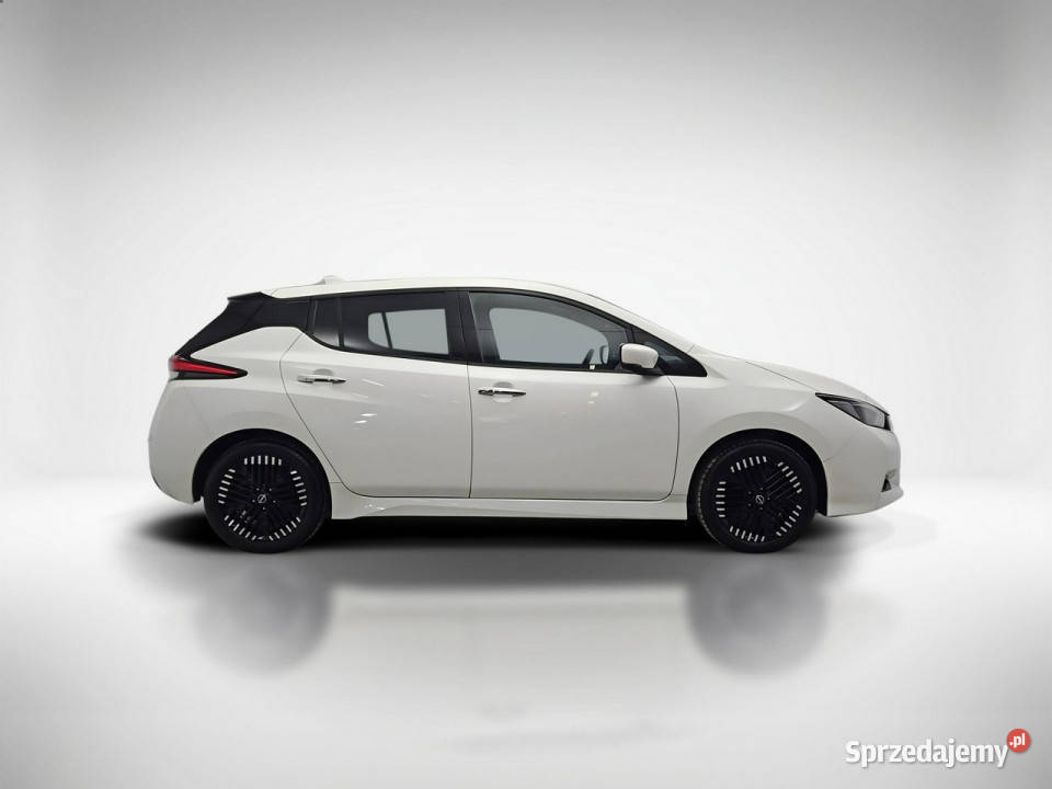 Nissan Leaf 40kWh NConnecta Z Polskiego Salonu światła do jazdy dziennej Warszawa