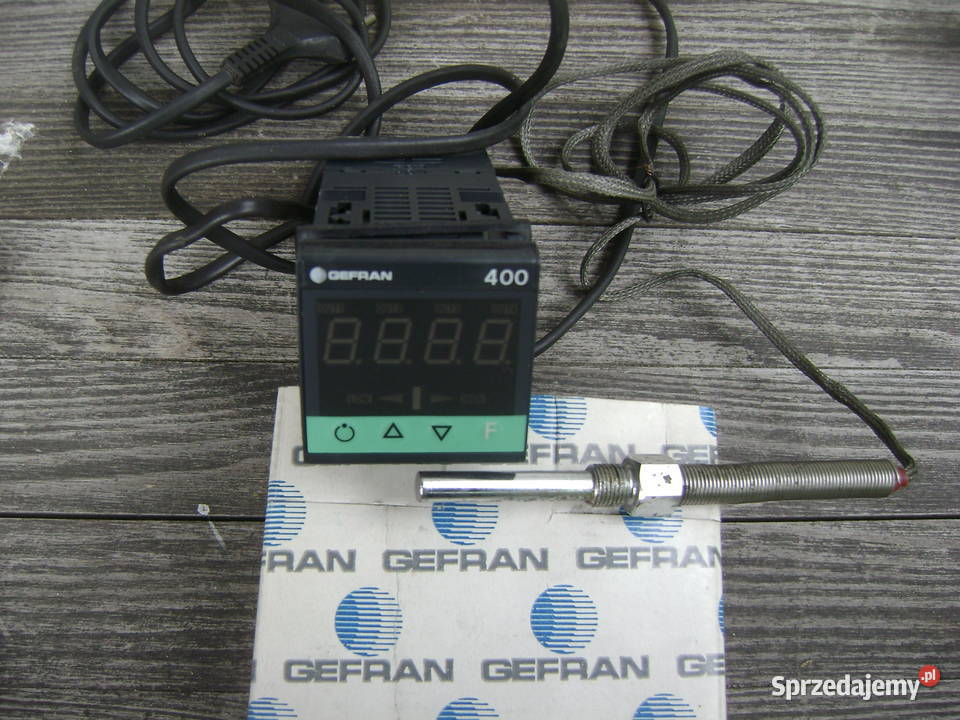 Regulator temperatury tablicowy Gefran 400 Cieszanów