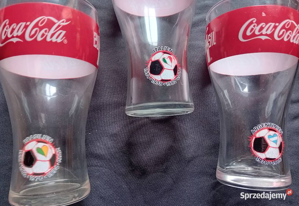 Trzy kolekcjonerskie kibicowskie szklanki Coca