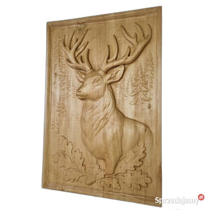 Drewniana płaskorzeźba Jeleń dekoracja ścienna z Malechowo
