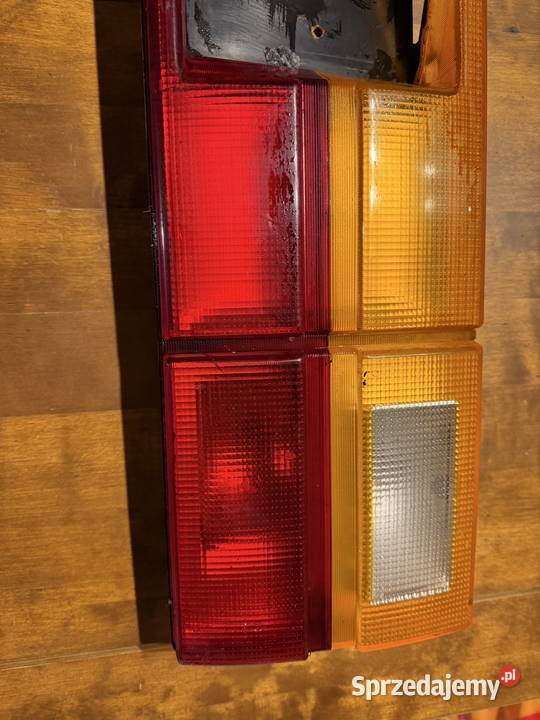 Blenda Audi 100 200 v8 stan idealny Lampy tylne Człuchów