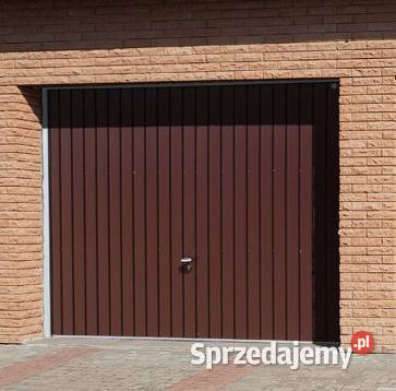 Brama uchylna kolor brązowy ocieplana Tarnów